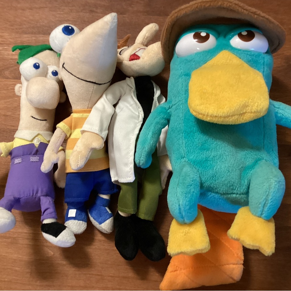 Disney Phineas and Ferb Plush Toy Set with Books